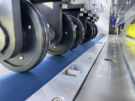 Máquina de corte de muestras de caja de cartón automática de paso único PRY-1800 6