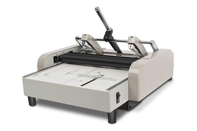 ZY1 Máquina eléctrica para fabricar libretas de enlace de alambre lateral manual 1